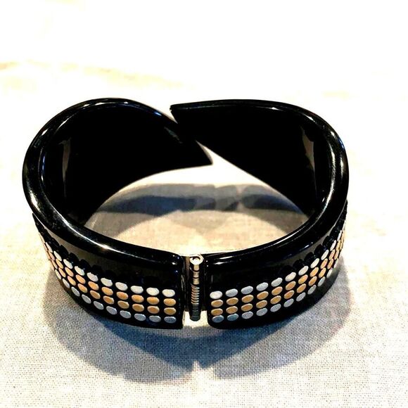 Studded Plastic Black cuff, Vintage - Picture 2 of 3